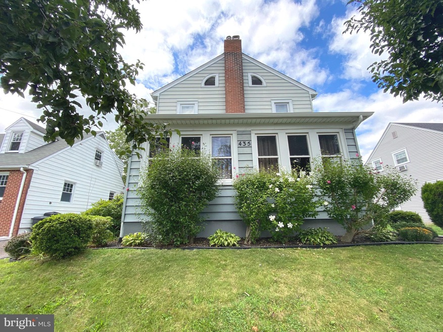 435 Greenway Ave, Ewing, NJ 08618 - photo 1