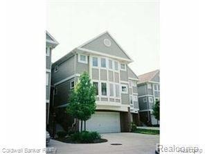 1742 S MAPLE