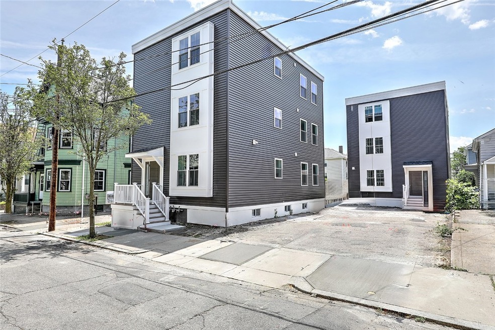 15 Amy St unit 3, Providence, RI 02906 - photo 1