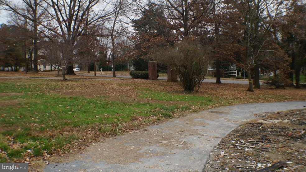 5008 Cedar Ave, Halethorpe, MD 21227 - photo 1