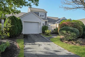 44 Blueberry Path, Yarmouth Port, MA 02675 - photo 1