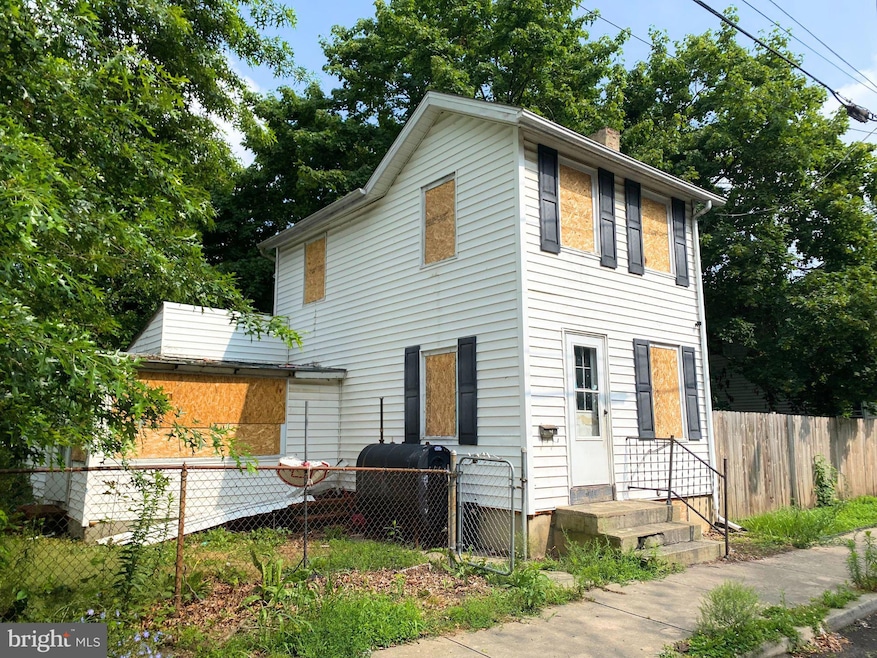 109 Hubbell Ave, Salem, NJ 08079 - photo 1