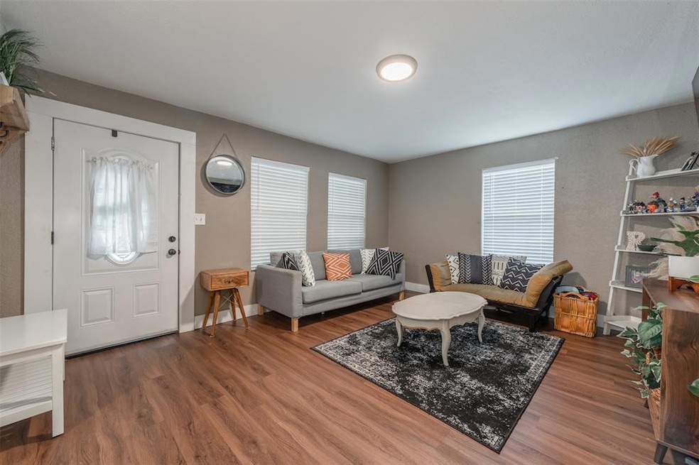 636 Kimbrough St, Fort Worth, TX 76108 - photo 1