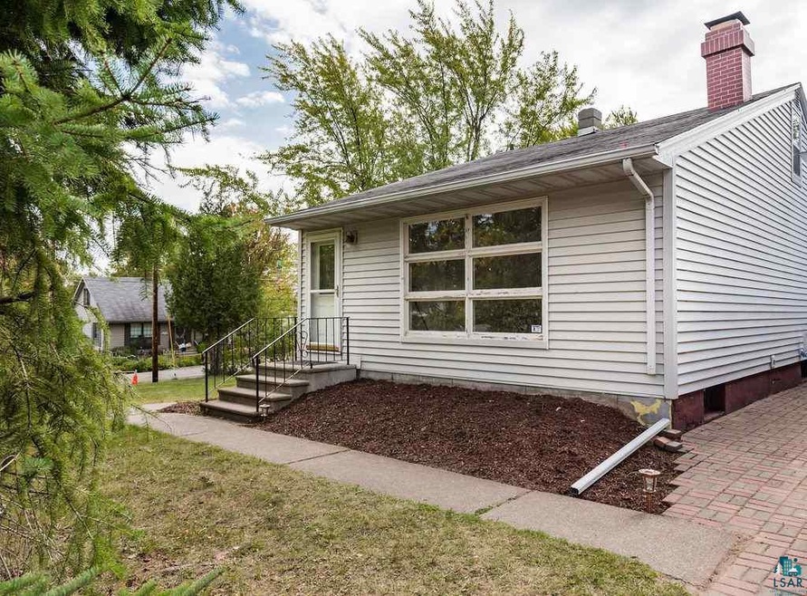 2401 W 24th St, Duluth, MN 55811 - photo 1