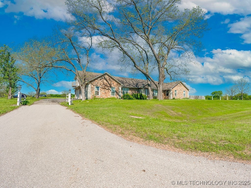 21125 State Highway 99 S, Stonewall, OK 74871 - photo 1