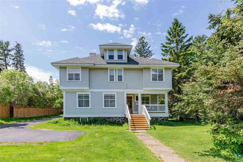 2021 Woodland Ave, Duluth, MN 55803 - photo 1