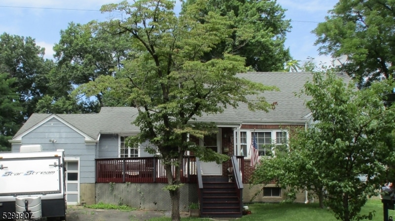 828 Dunellen Ave, Dunellen, NJ 08812 - photo 1