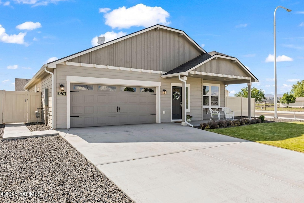 Under Contract $458,000