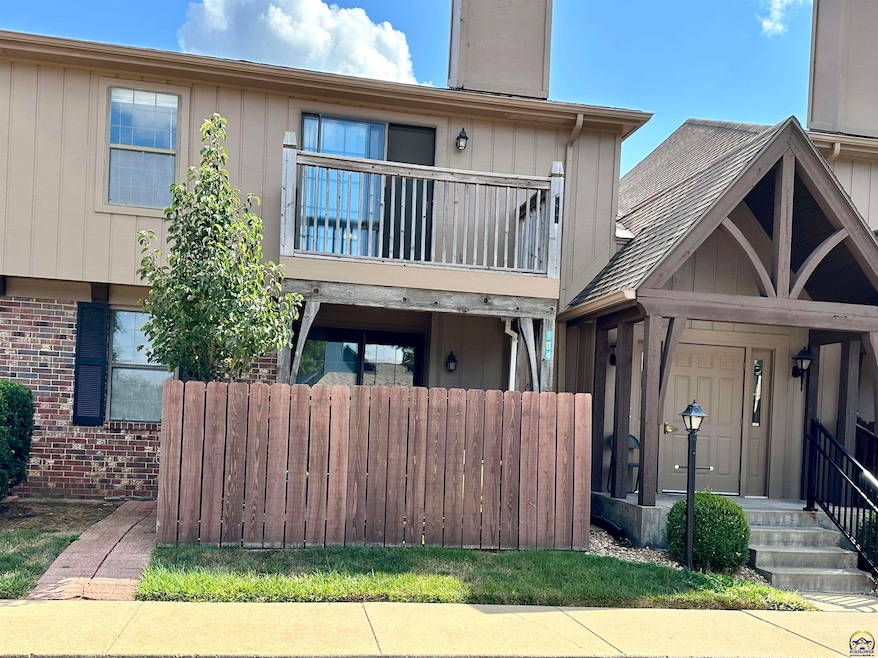 5641 SW Foxcroft Cir S unit 204, Topeka, KS 66614 - photo 1