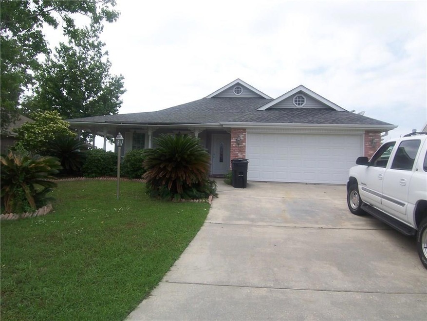 134 Pebble Beach Dr, Slidell, LA 70458 - photo 1