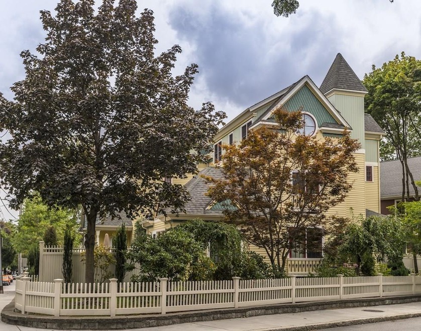 74 Putnam Ave unit 1, Cambridge, MA 02139 - photo 1