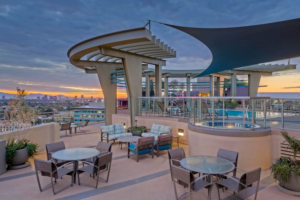 Esplanade Place Roof Seating 2 2.8.14
