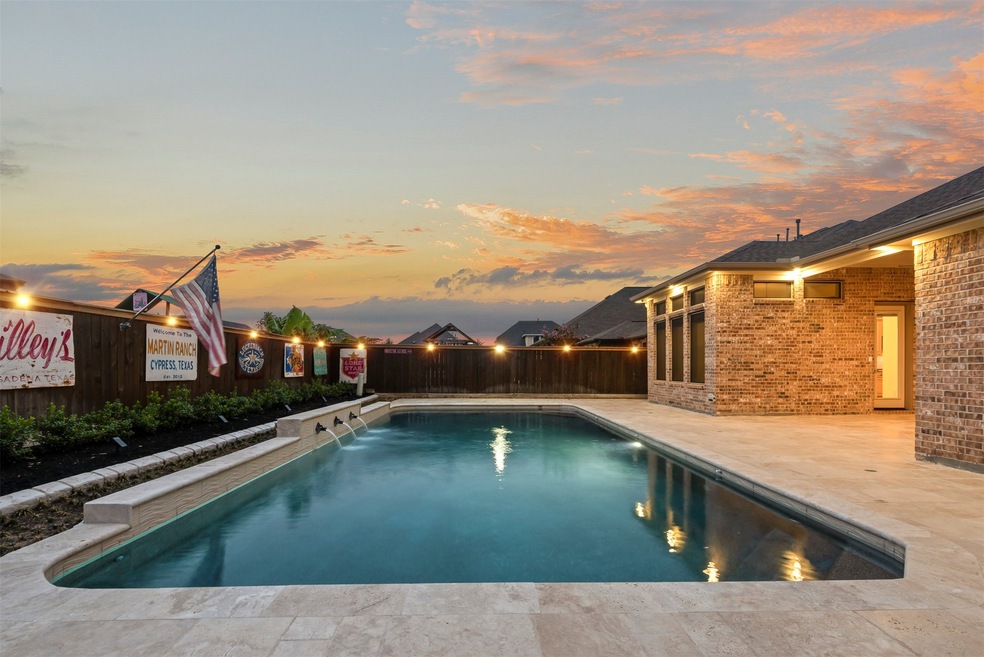 Side view of the pool.