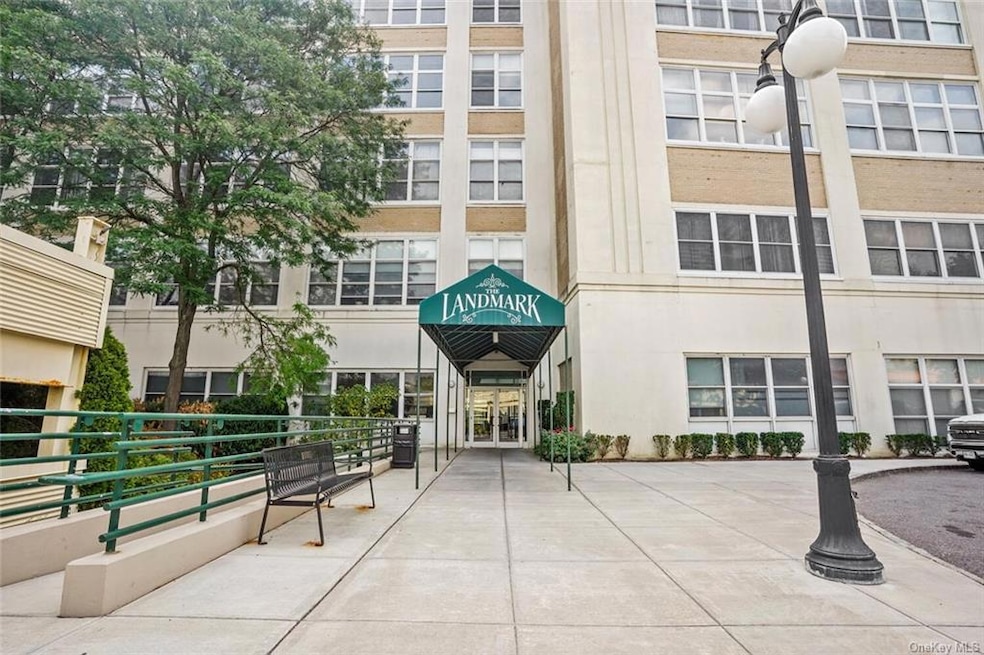 Sold $305,000 • Co-Listing Agent