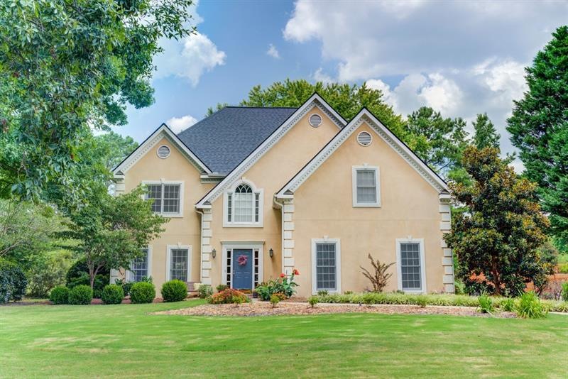 1060 Devereux Chase, Roswell, GA 30075 - photo 1