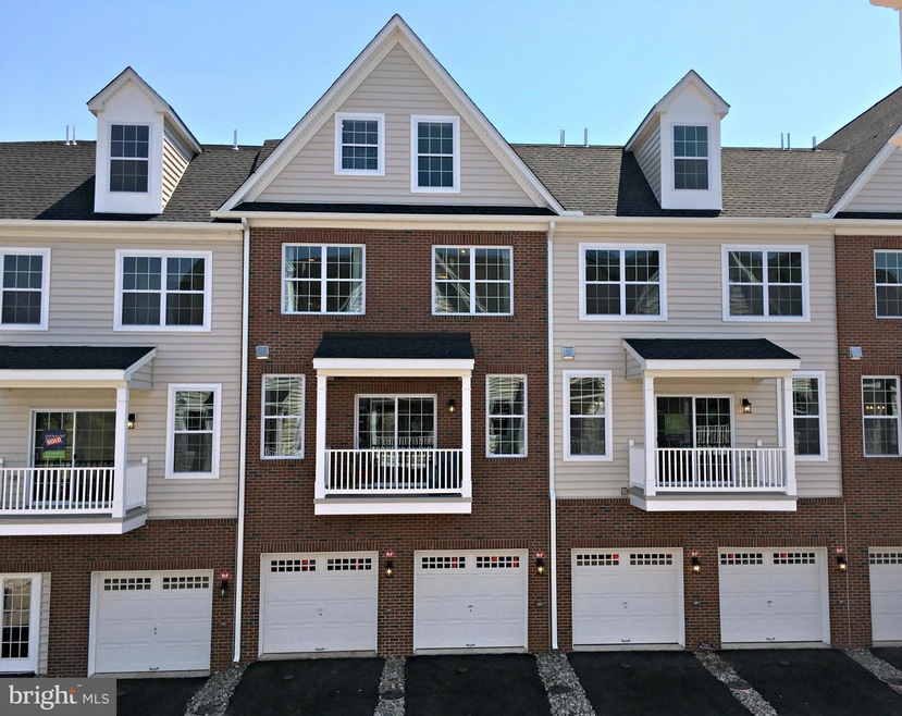 762 W 2nd St, Lansdale, PA 19446 - photo 1