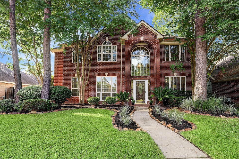 Stately home with guest quarters in the Estate section of Lakewood Grove