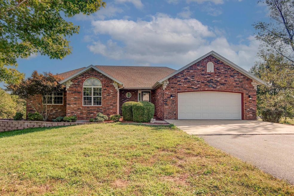 452 Royal Ln, Clever, MO 65631 - photo 1