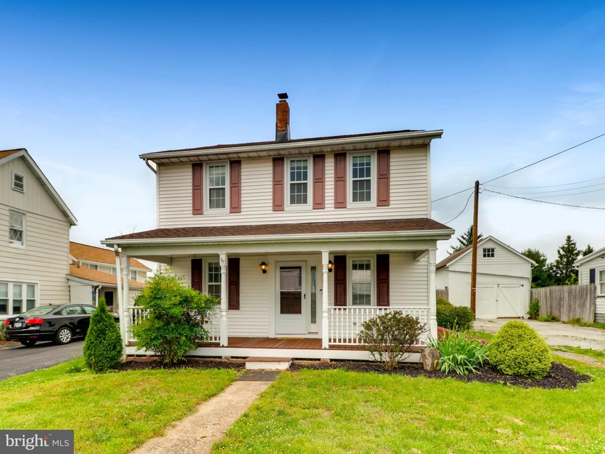 910 Central Ave, Sykesville, MD 21784 - photo 1