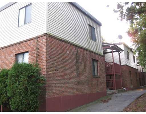 336 Killingly St unit G, Providence, RI 02909 - photo 1