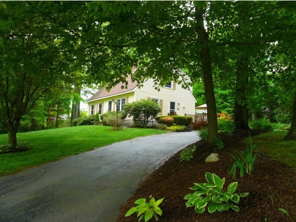 219 Carriage Hill Rd, Brattleboro, VT 05301 - photo 1