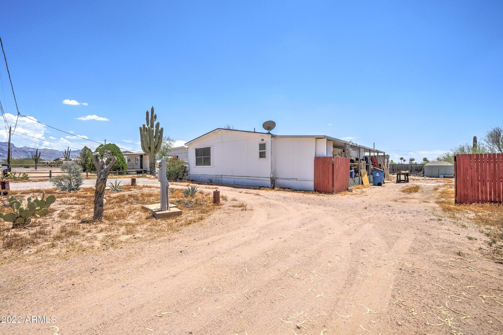 1881 W Foothill St-2