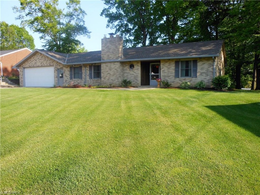 Beautiful home, country setting.