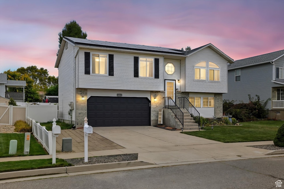 5538 S 3150 W, Roy, UT 84067 - photo 1