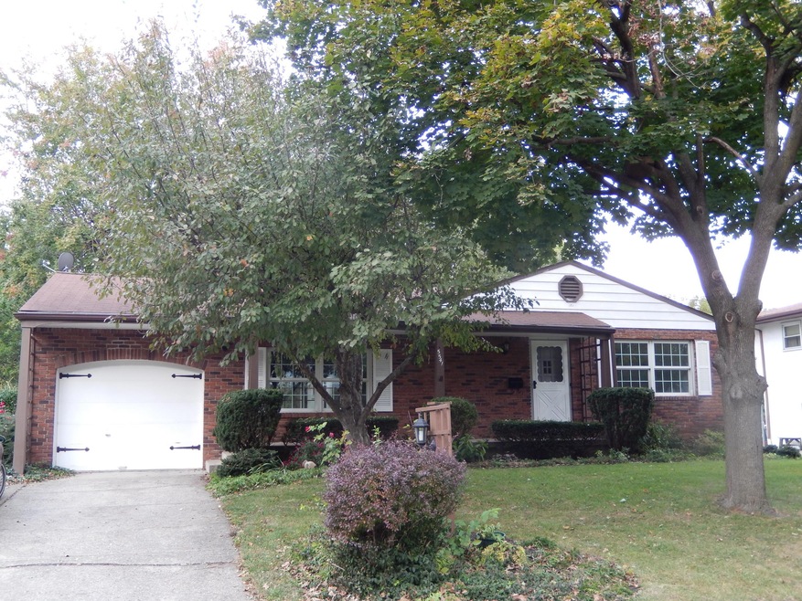 5541 Rockwood Rd, Columbus, OH 43229 - photo 1