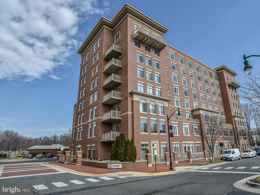 Elan East Market Condominiums unit 704, Fairfax, VA 22033 - photo 1