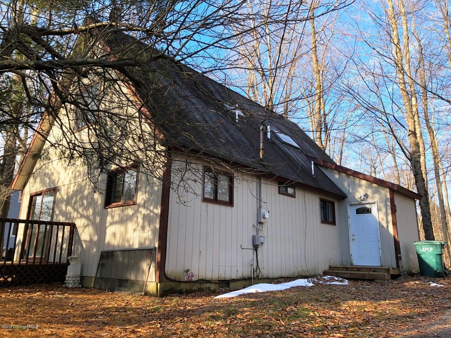 947 Country Place Dr, Tobyhanna, PA 18466 - photo 1