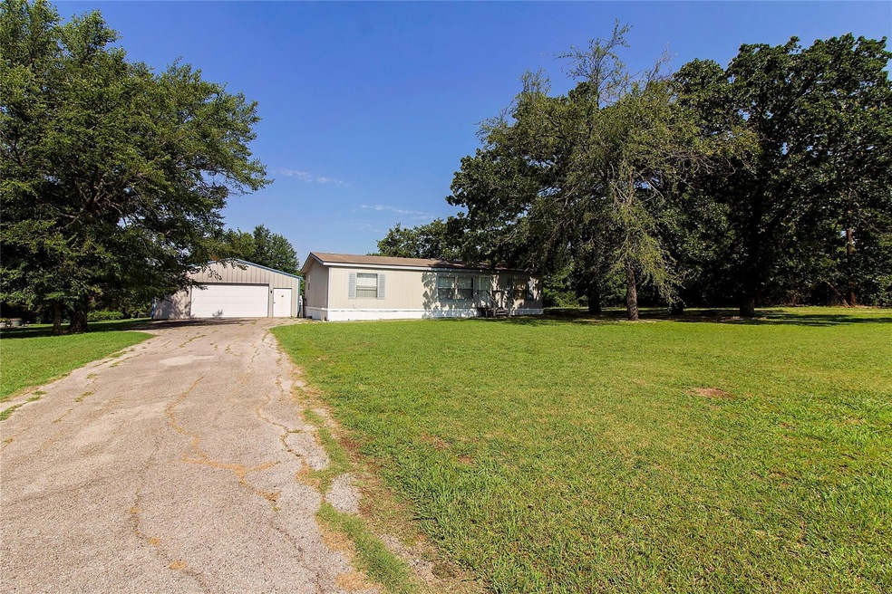 3525 S Fannin St, Denison, TX 75021 - photo 1