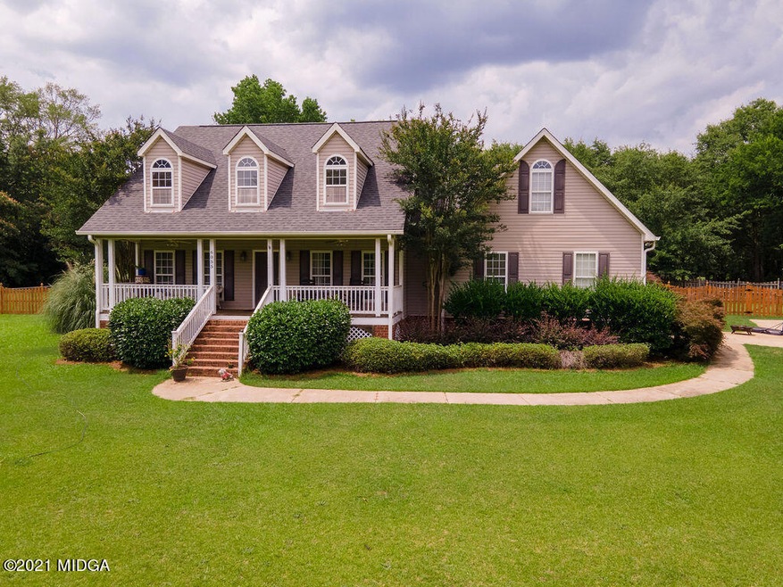 6055 Meadows Dr, Macon, GA 31216 - photo 1