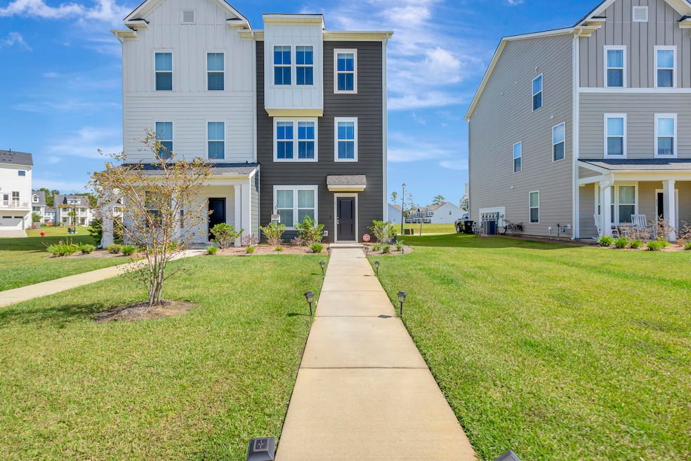 831 Recess Point Dr unit 40, Moncks Corner, SC 29461 - photo 1