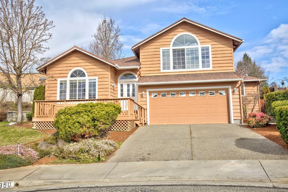 1350 Forestview Dr, Grants Pass, OR 97527 - photo 1