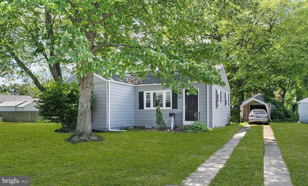 221 Walnut St, West Deptford, NJ 08096 - photo 1