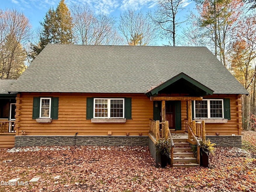 7 Mcgowan Cir, Lake George, NY 12845 - photo 1