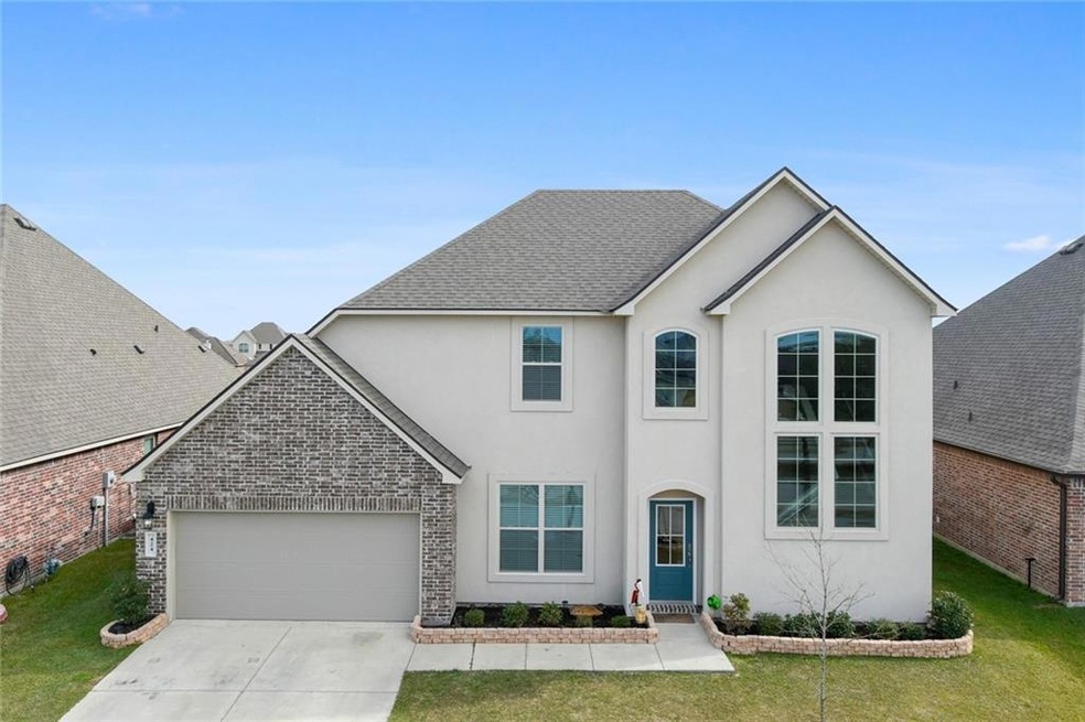 424 Lakeshore Village E, Slidell, LA 70461 - photo 1