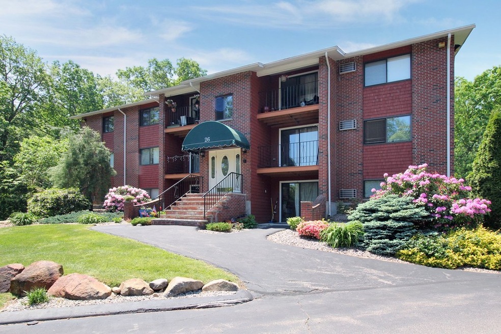 26 Fuller Rd unit 5, Foxboro, MA 02035 - photo 1