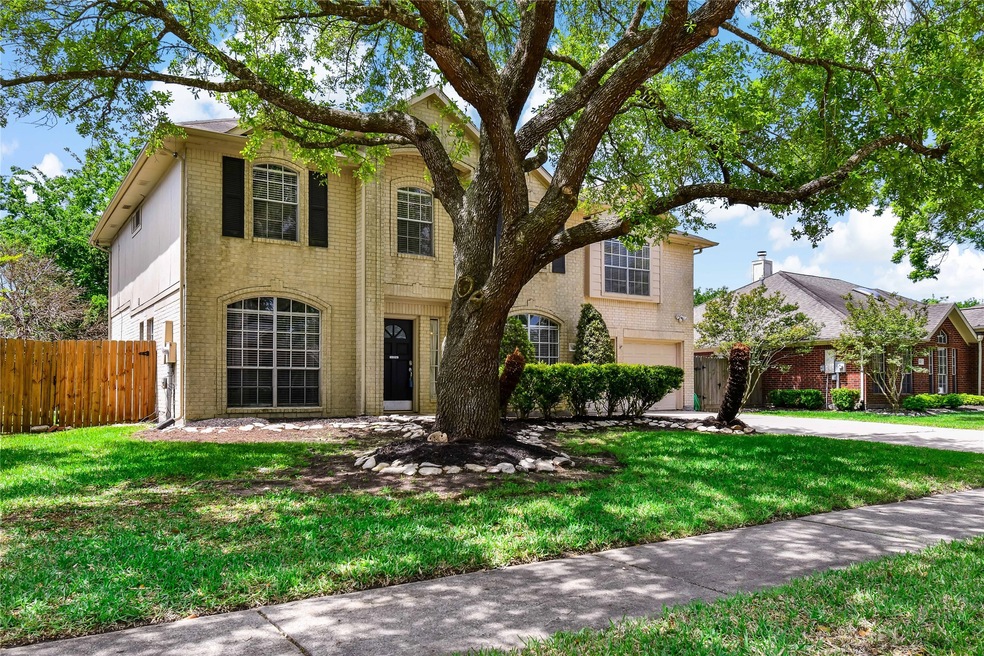 1812 Desota St, Friendswood, TX 77546 - photo 1
