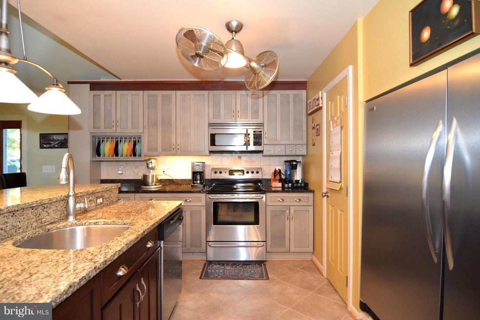 969 Round Top Dr, Annapolis, MD 21409 - photo 1