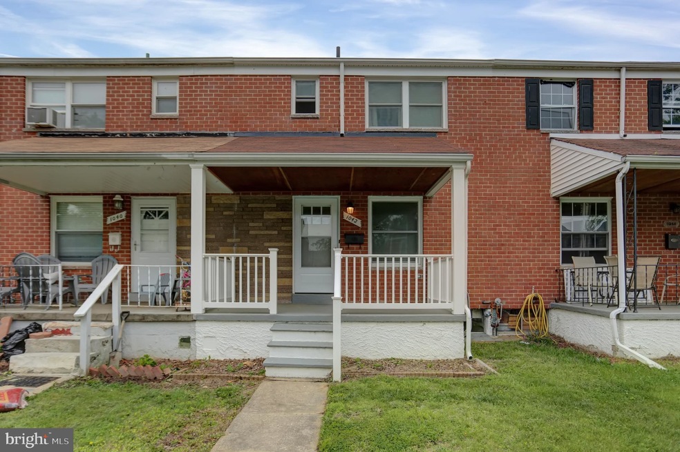 1042 Foxcroft Ln, Essex, MD 21221 - photo 1