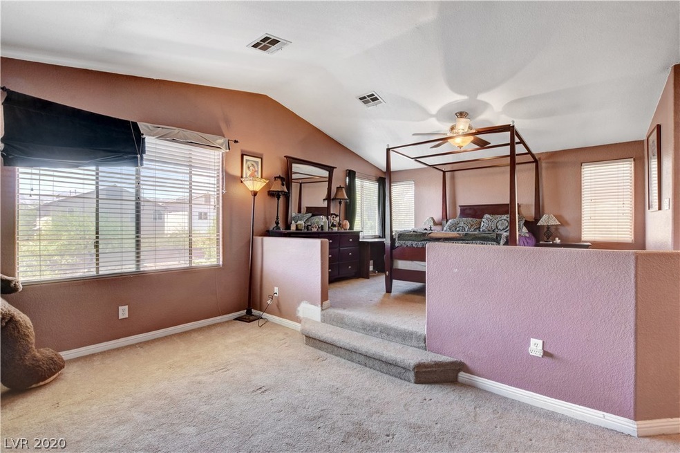 Master bedroom with raised sleeping area/ sunken s