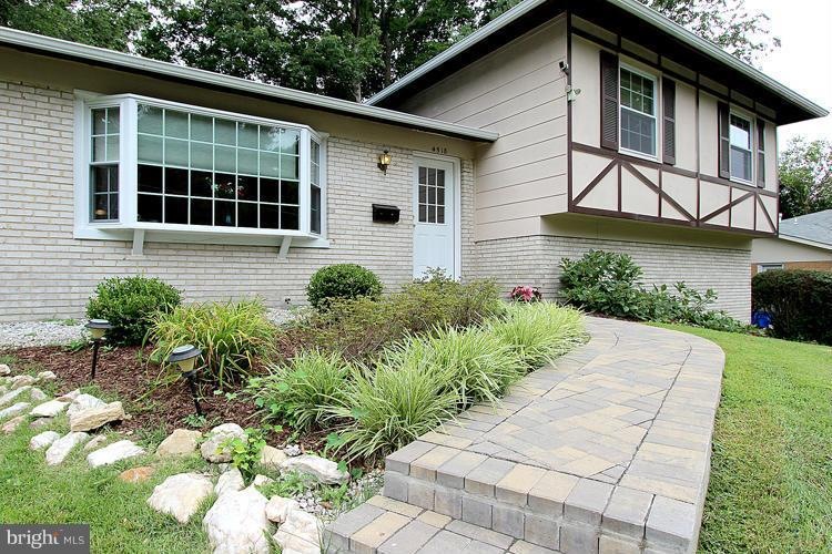 4518 Bestor Dr, Rockville, MD 20853 - photo 1