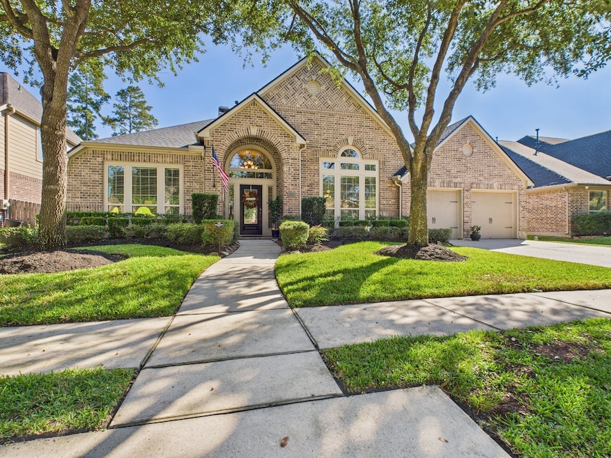 13526 Breakwater Path Loop, Houston, TX 77044 - photo 1