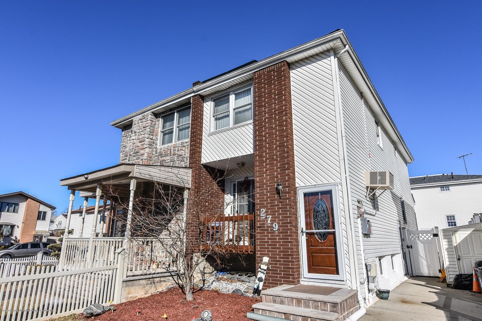 279 Doane Ave, Staten Island, NY 10308 - photo 1