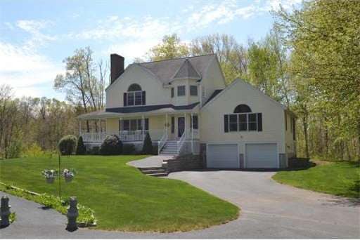 113 Photine Dr, Lowell, MA 01854 - photo 1