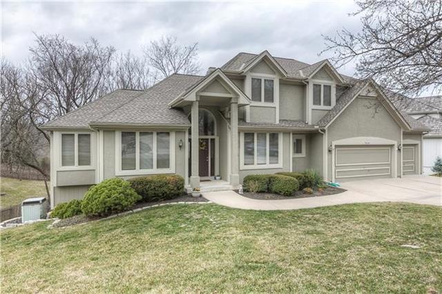 7624 Lichtenauer Dr, Shawnee, KS 66217 - photo 1