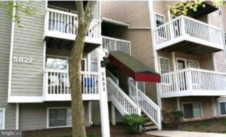 5822 Inman Park Cir unit 120, Rockville, MD 20852 - photo 1