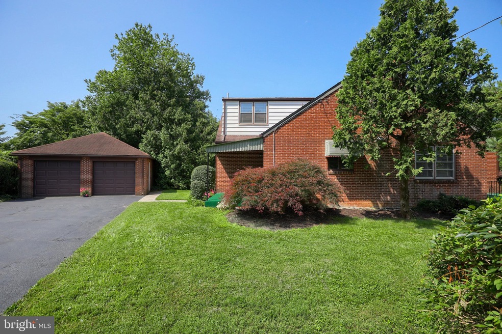 40 Keeler Ave, Stevens, PA 17578 - photo 1